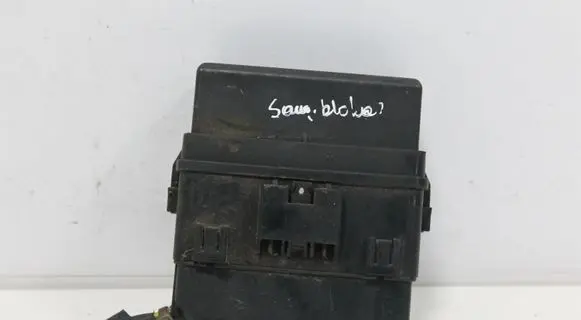 Citroen C-Crosser Fuse box set MR301971 MR301978