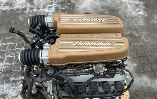 Lamborghini LP 610-4 Engine