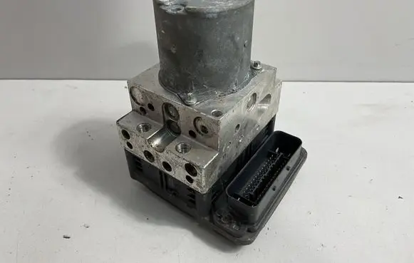 BMW 5 E60 E61 ABS Pump 6783362 6783360