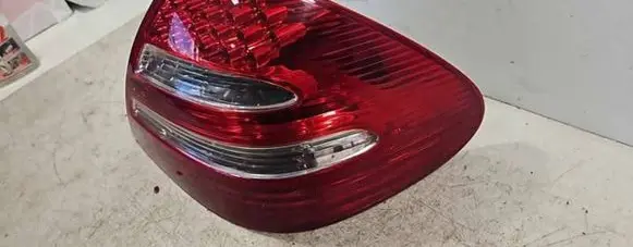 Mercedes-Benz E W211 Rear/tail lights A2118200664 334010A