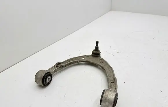 Volkswagen Touareg II Front lower control arm/wishbone K195305