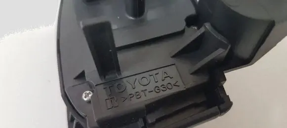 Toyota Corolla Verso AR10 Steering wheel buttons/switches