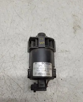 Mercedes-Benz E W124 Interior temperature sensor 0008301908