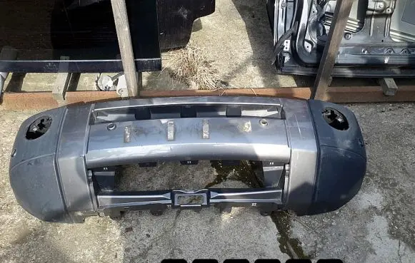 Land Rover Discovery 3 - LR3 Front bumper
