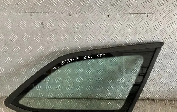 Skoda Octavia Mk3 (5E) Rear side window