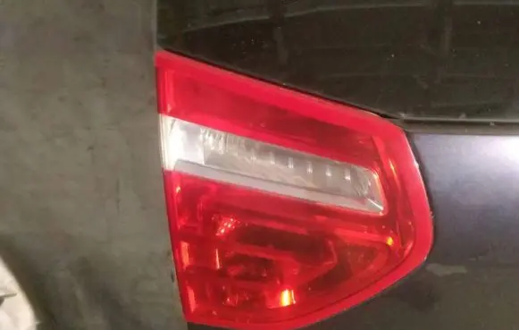 Citroen C4 I Picasso Tailgate rear/tail lights
