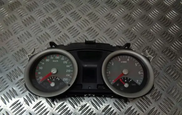 Renault Megane II Speedometer (instrument cluster) 8200170524