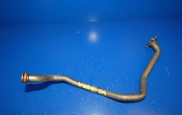 Volvo V60 Oil cooling pipe 