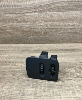 Renault Clio II Headlight level height control switch 7700428805