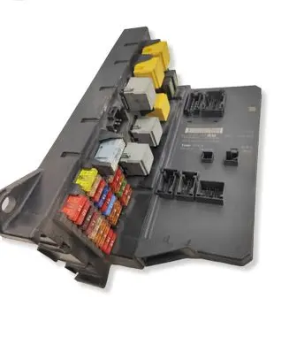 Mercedes-Benz Sprinter W906 Fuse module A9069003502 A9069014500 A9069024301