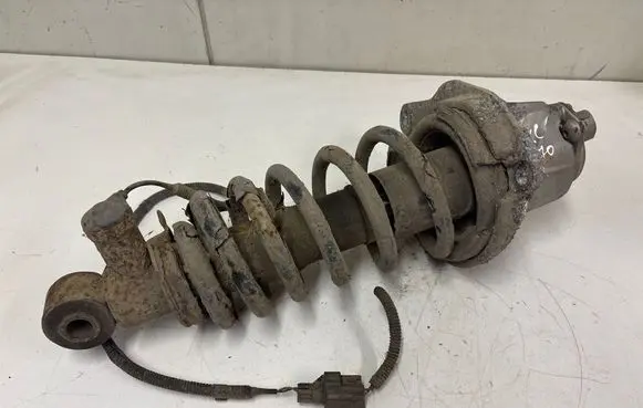 Volvo XC70 Rear coil spring rubber mount 08646093