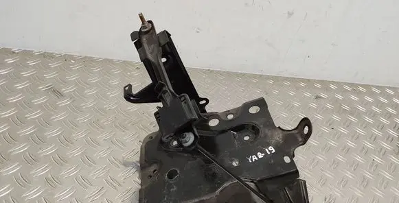 Toyota Yaris Battery tray 