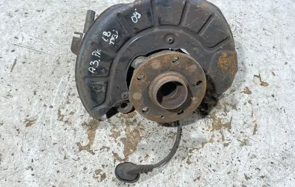Audi A3 S3 A3 Sportback 8P Front wheel hub spindle knuckle