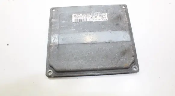 Ford Fiesta Engine control unit/module 6S6112A650FD S120977315D