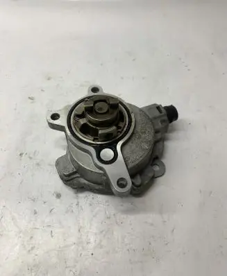 Ford Mustang VI Vacuum pump BB5E2A451BD