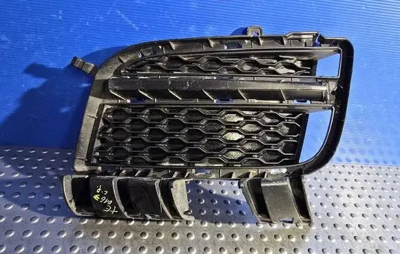 Jaguar XE Front bumper lower grill GX73-8B290-AA
