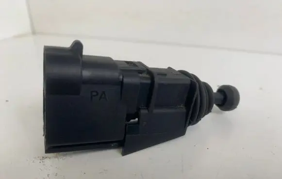 Saab 9-5 Bonnet alarm switch sensor 90355463