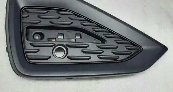 Audi Q2 - Rear bumper trim bar molding 81A807882