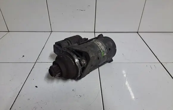 Seat Altea Starter motor 02Z911023H