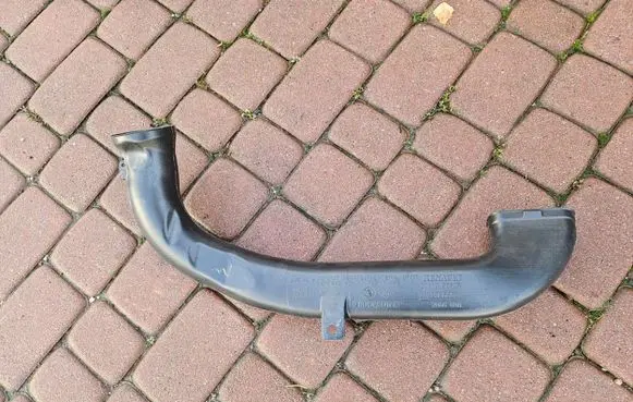 Renault Trafic III (X82) Air intake duct part 278709662R