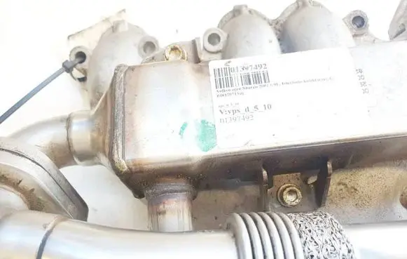 Ford Galaxy EGR valve cooler 038131513l 003919 038131513l003919