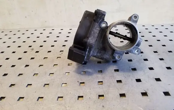 Skoda Octavia Mk2 (1Z) Throttle valve 03L128063Q