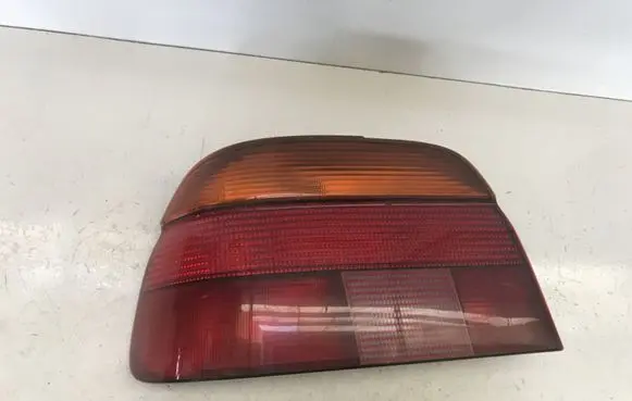 BMW 5 E39 Rear/tail lights 8358031 2VP00724001