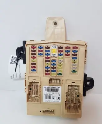 Hyundai Santa Fe Fuse module 919502W530