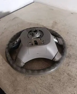 Mitsubishi Grandis Steering wheel 762X
