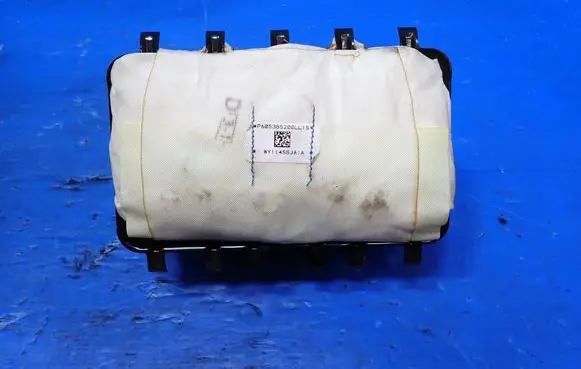 Jeep Compass Passenger airbag P05108546AC