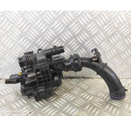 Opel Combo E Thermostat/thermostat housing 9812113780