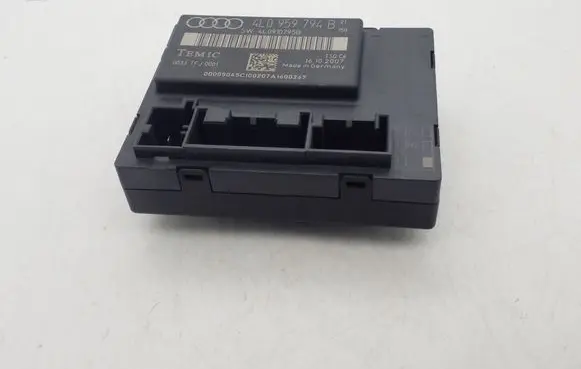Audi Q7 4L Door control unit/module 4L0959794B 4L0910795B