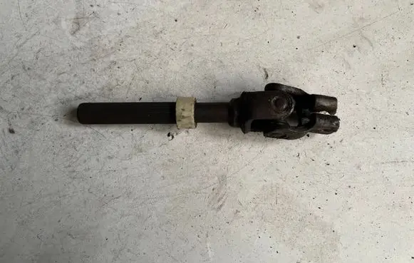 Steering column universal joint