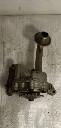Volkswagen Caddy Oil pump 11346030811 038115131G