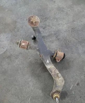 Renault Master II Front lower control arm/wishbone