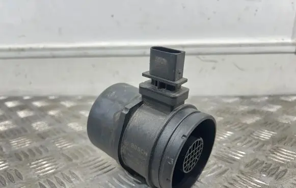 BMW 1 E81 E87 Mass air flow meter 7788743