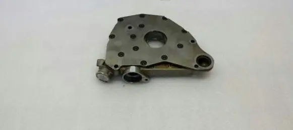 Jaguar XJ X350 Oil pump AAJ88623