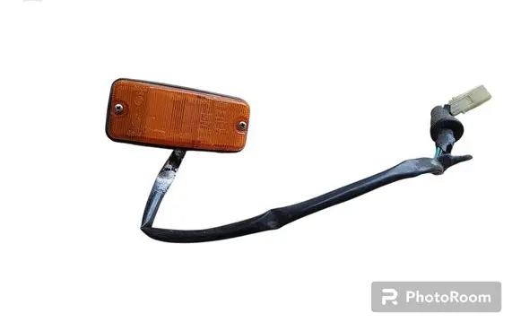 Opel Campo Front fender indicator light 21421338