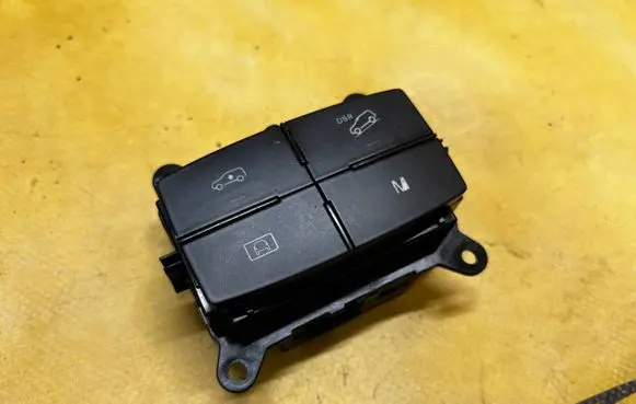 Mercedes-Benz GLS X166 Suspension ride height/mode switch A2929050300