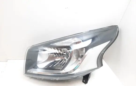 Renault Trafic III (X82) Headlight/headlamp 260607934R