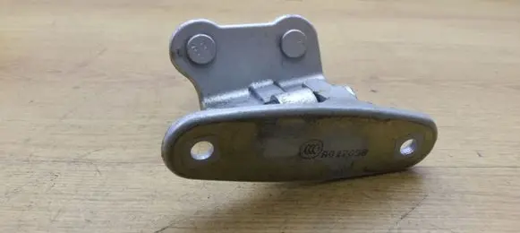 Mercedes-Benz C W204 Rear door upper hinge