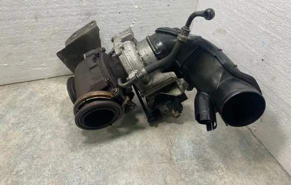 BMW X5 F15 Turbo 7807493 7823270 13717807493