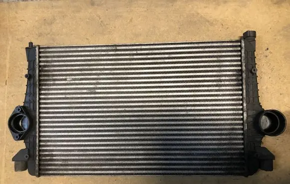 Volkswagen Sharan Intercooler air channel guide 7M3145804
