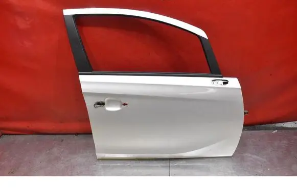 Opel Corsa E Front door