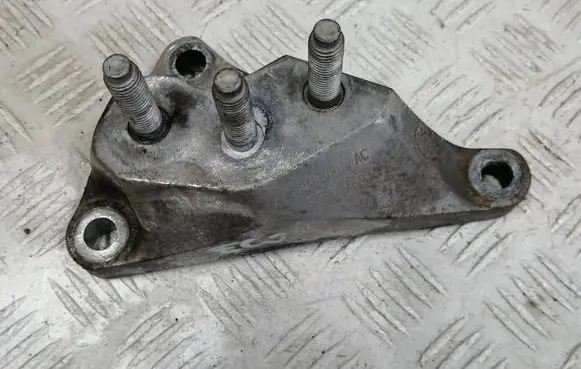 Ford Ecosport Gearbox mounting bracket JN157M125AC