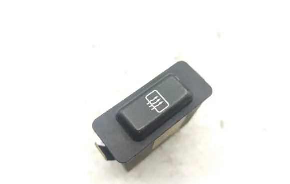 BMW 5 E34 Windscreen/window heater switch 1384480 61311384480