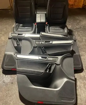 Volkswagen Touareg II Interior set 