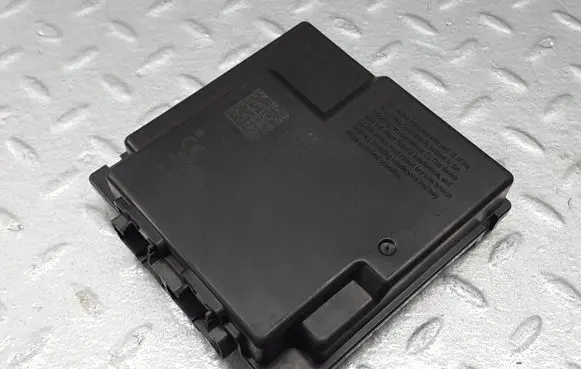 Cadillac ATS Door central lock control unit/module 13595822 8219800000000X 793186748