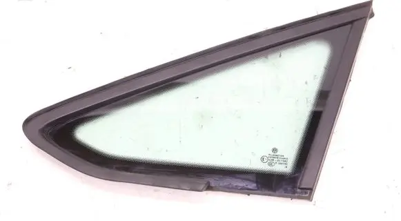 Volkswagen Golf Sportsvan Rear side window 510845411