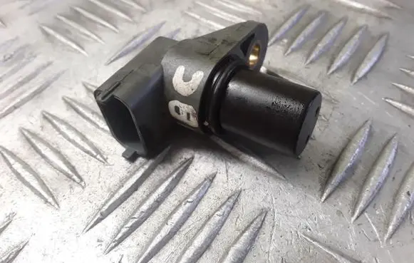 Mercedes-Benz C AMG W203 Camshaft position sensor A0041536028